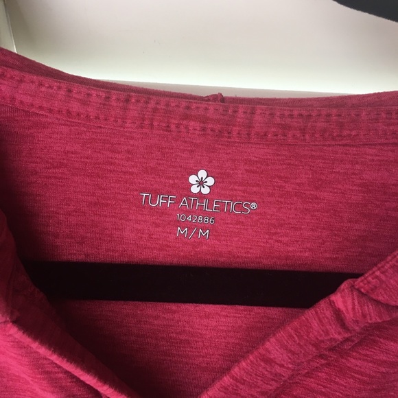 🦋 TUFF ATHLETICS activewear hoodie w/ thumb holes - Picture 5 of 6